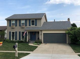 1291 Green Knolls Dr, Buffalo Grove, IL