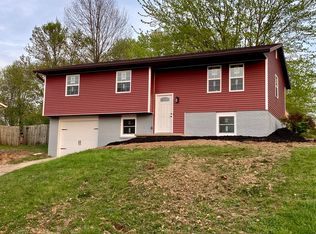 620 N Robin Dr, Ellettsville, IN