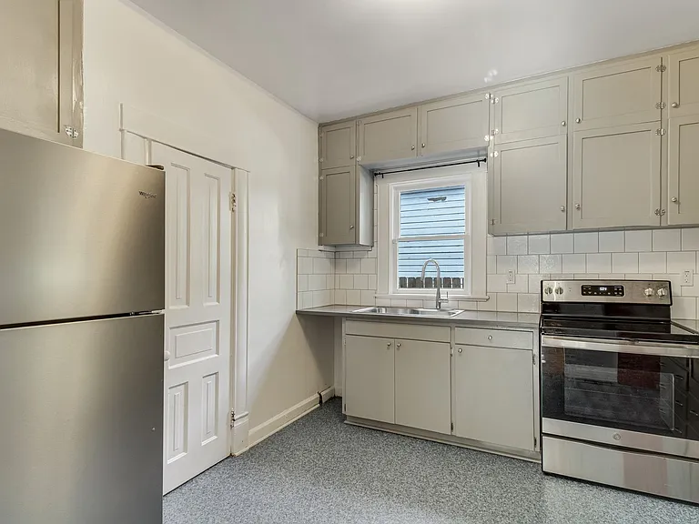 510 S 14th St — Photo 13