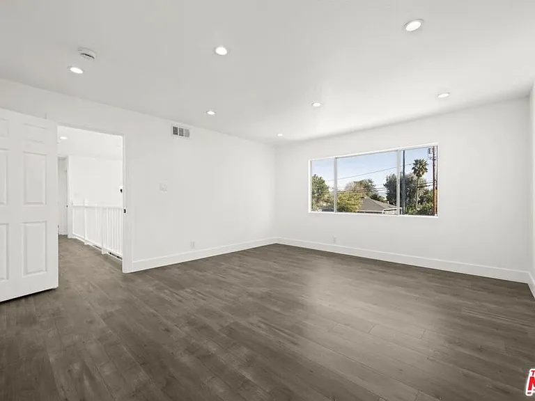 6257 Lindley Ave — Photo 6