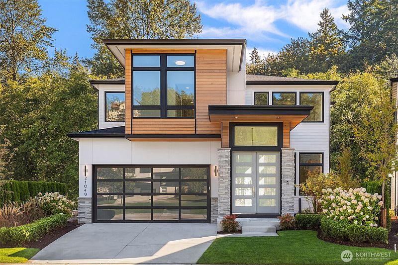 3rd image of 21049 SE 80th Street