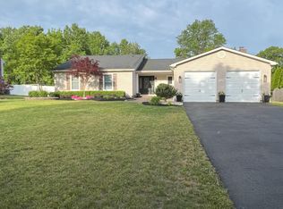 169 Betsy Ross Dr, Freehold, NJ 07728
