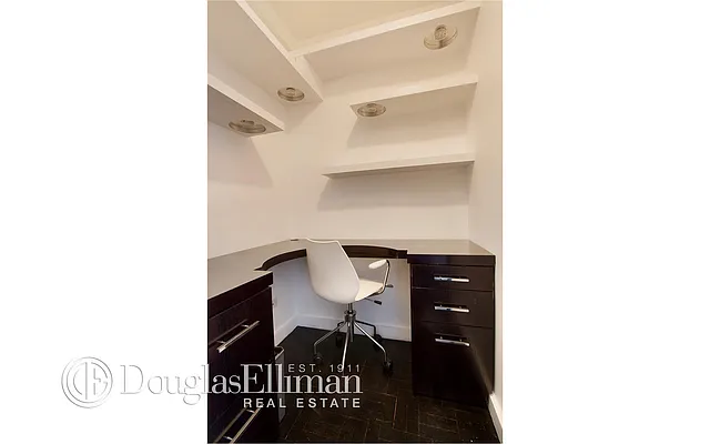 Sold by Douglas Elliman | media 15