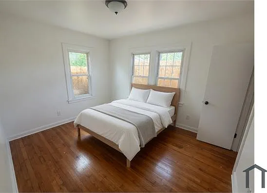 819 Mildred Ave — Photo 4