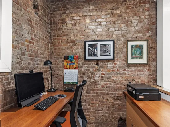 305 West 98th Street image 12 of 12