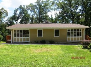 318 Maple Ave, New Windsor, NY 12553
