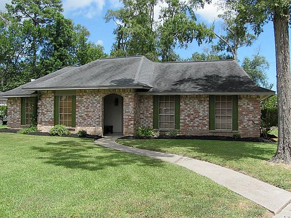 2nd image of 101 Shady Oak Ct