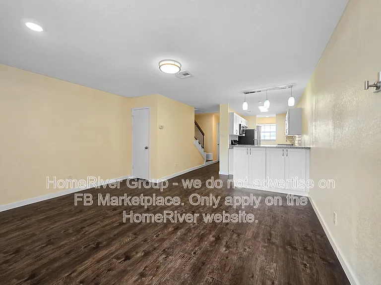 7401 Kingswood Cir — Photo 10