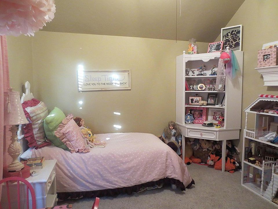 3rd  bedroom