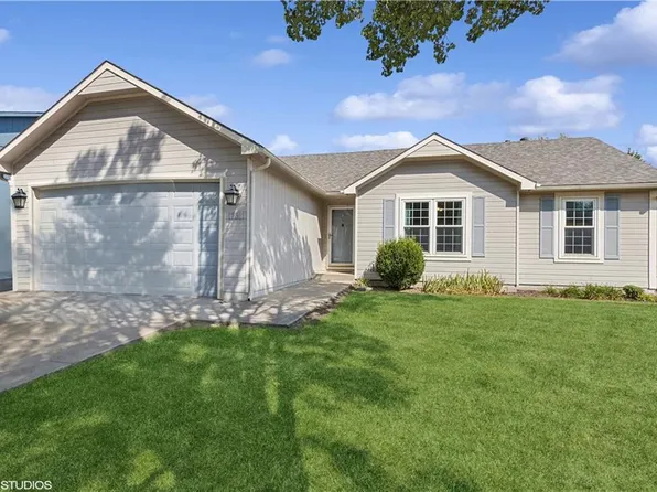 17311 S Walter St, Gardner, KS 66030