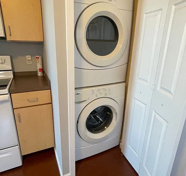 6804 Detroit Ave #3 — Photo 10