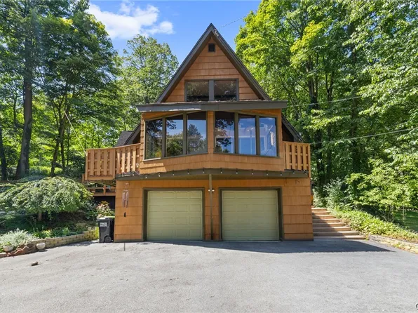 5303 Onondaga Rd, Camillus, NY 13031