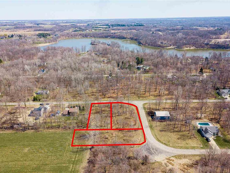 1st image of 375-377 Thornapple Dr