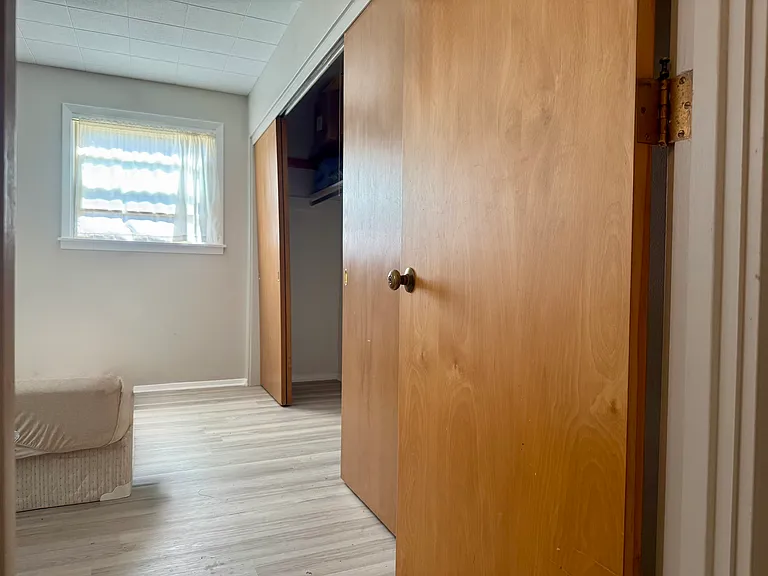 503 Hessel Blvd — Photo 32