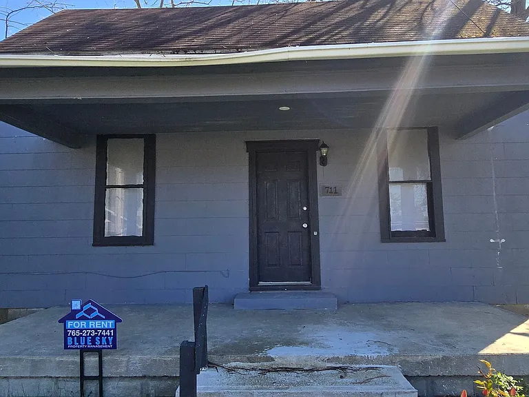 711 W Centennial Ave — Photo 1