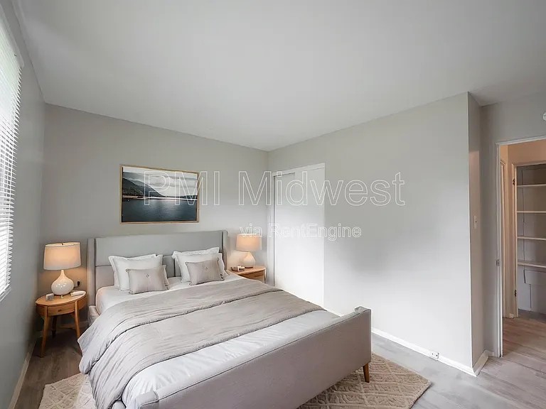 5820 Grandview Dr — Photo 15
