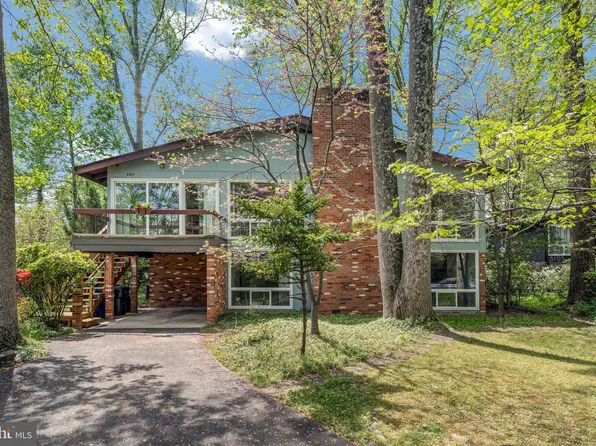 8103 Timber Valley Ct, Dunn Loring, VA 22027