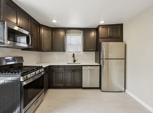 325 7th St FLOOR 2, Jersey City, NJ 07302