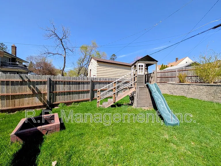 636 Gotzian St — Photo 3