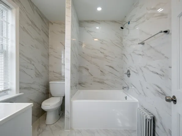 20 Vandenburgh Ave, Troy, NY 12180