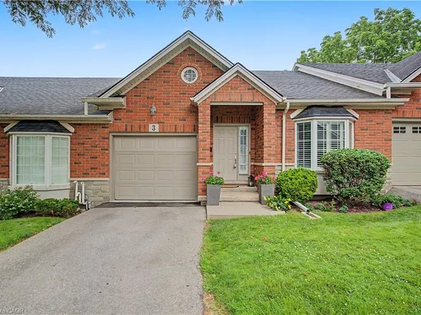 24 Hardy Rd #3, Brantford, ON N3T 5K6