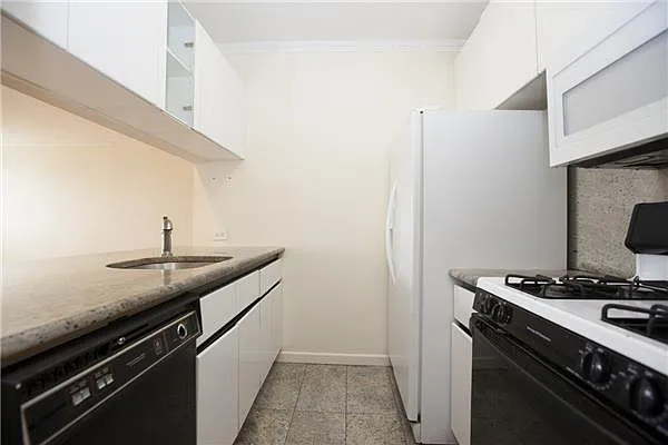 Sold by Argo Residential | media 11