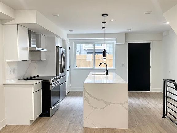 5th image of 2609 E Boston St #1A