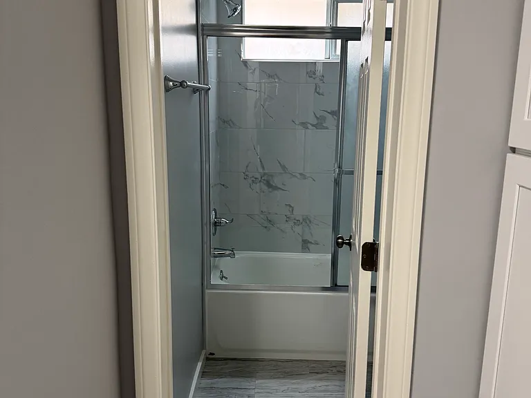 5635 Auckland Ave #1 — Photo 7