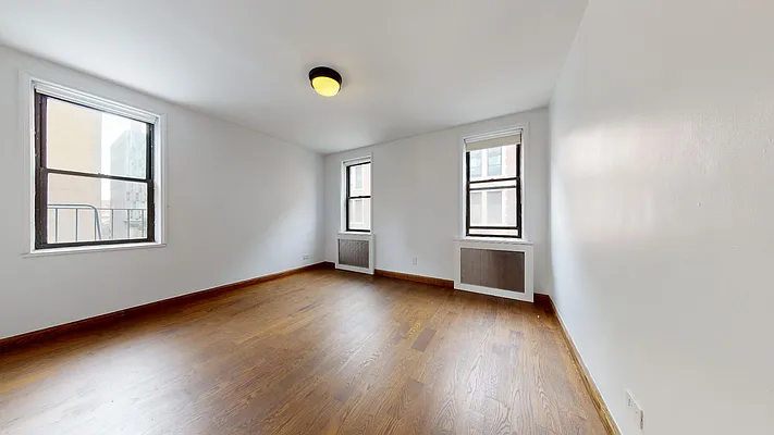 Rented by Bond New York | media 12