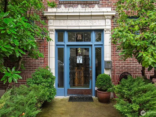 711 Belmont Place E #303, Seattle, WA 98102