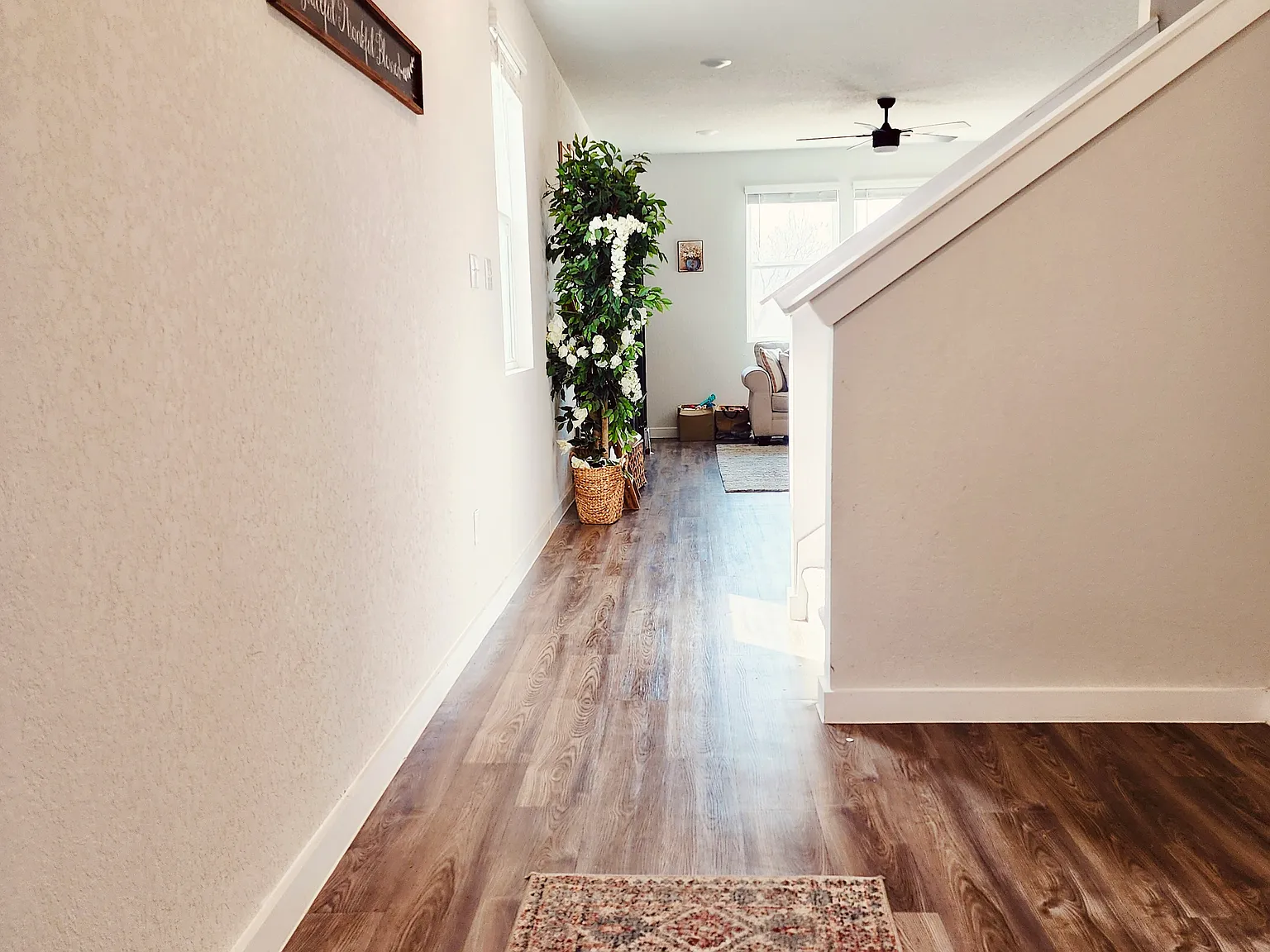 4 bed, 2396 sqft, $2,191 — Photo 2