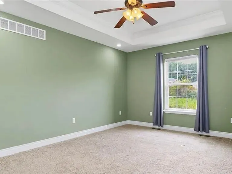 16185 Hershey Rd — Photo 12