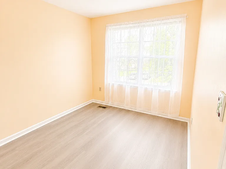 112 Galway Cir — Photo 26