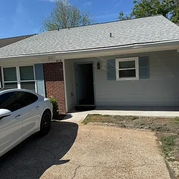 814 Elizabeth Dr Photo 1