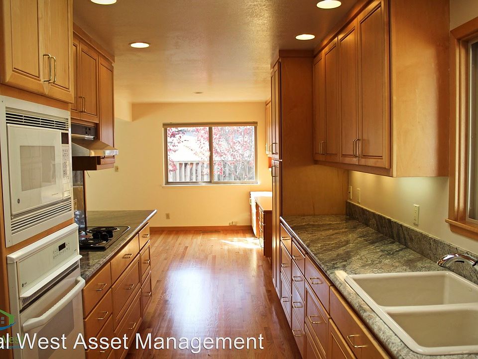 1st image of 3722 Rosemar Ave