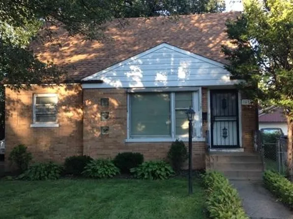 1637 Shirley Dr, Calumet City, IL 60409
