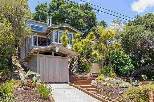 3061 Frye St Photo 1