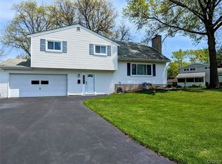 2 Quail Path, Liverpool, NY 13090