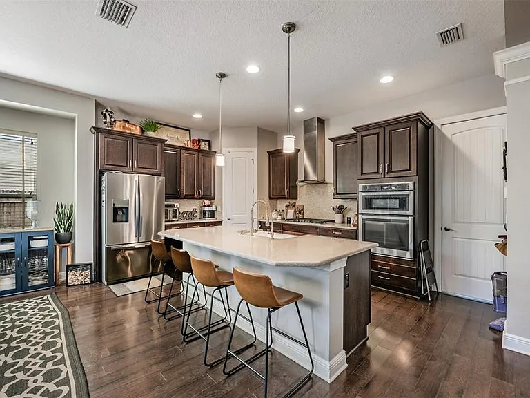 3007 W Palmira Ave — Photo 14