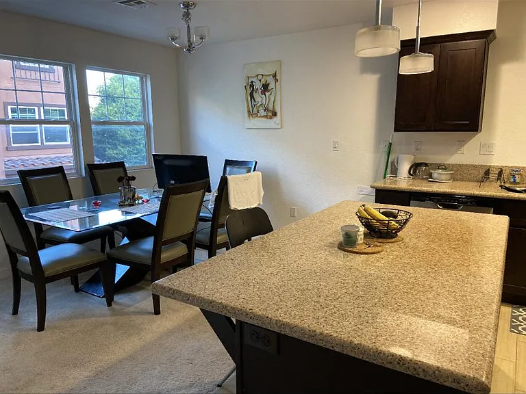407 San Clemente Ter — Photo 4