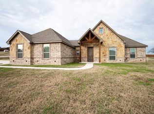 1004 Tex Ln, Springtown, TX 76082