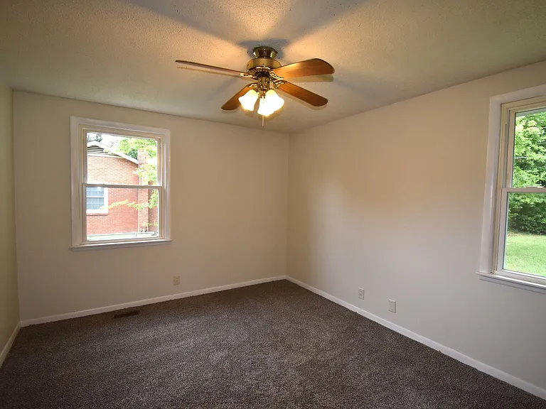2602 Burch Rd — Photo 15