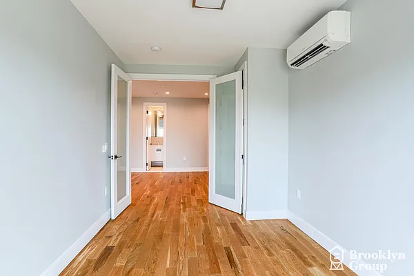 Rented by Brooklyn Group | media 6