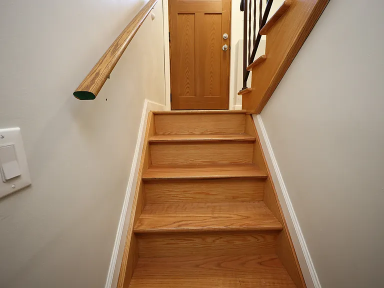 178 Spratt Ave — Photo 22