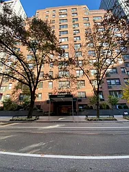 Sutton55 at 333 East 55th Street in Sutton Place