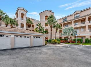 992 Woodshire LN #D303, NAPLES, FL 34105