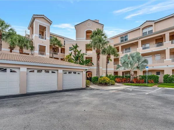 992 Woodshire LN #D303, NAPLES, FL 34105