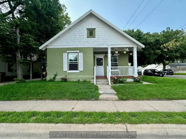 2004 W 11th Ave, Grand Island, NE 68803