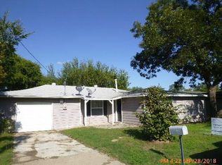 511 Lasalle St, Bowie, TX 76230