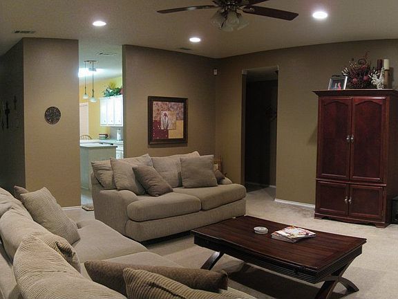 Living Room Pan2